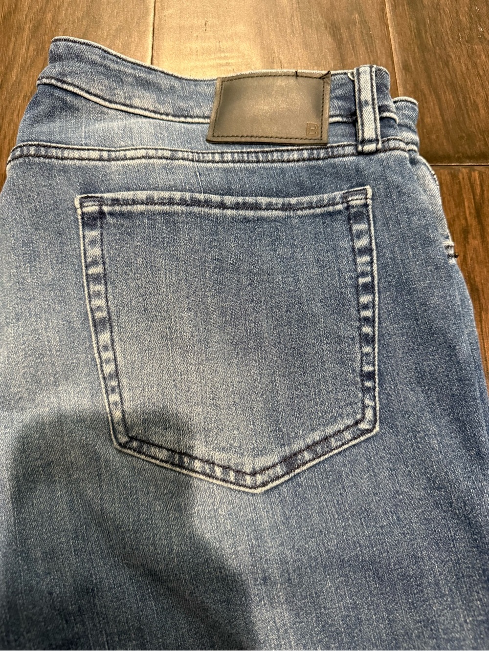 Bonobos Medium Blue Denim Jeans with Branded Waist Patch